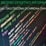 Ilustracja koncepcji bezpieczeństwa informacji z kłódką i elementami cyberochrony