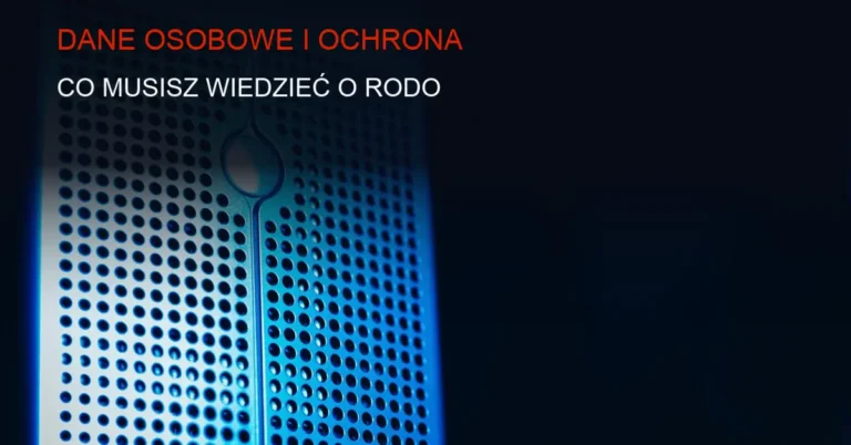 Obraz przedstawiający zabezpieczenie danych osobowych w chmurze z symbolami ochrony RODO.
